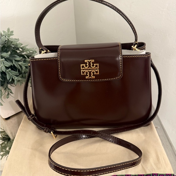 Tory Burch Britten Top Handle Patent Leather
Claret Red - Picture 2 of 8